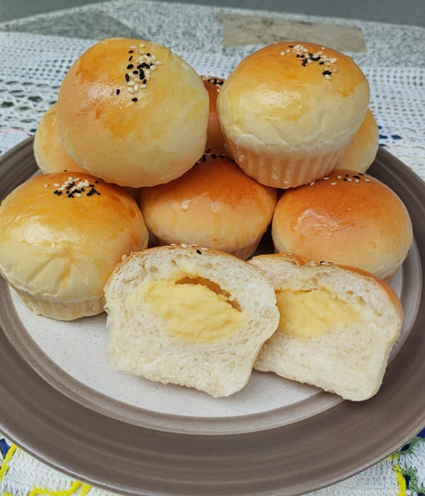 🍞 ปลุกความเป็นเบเกอรีเลิฟเวอร์! แจกสูตร "ขนมปังไส้คัสตาร์ดครีม" นุ่มฟู หอมหวานละมุนละไม